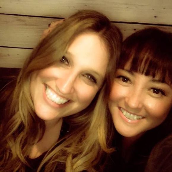 Meet your Posher, Laura - Picture 1 of 1